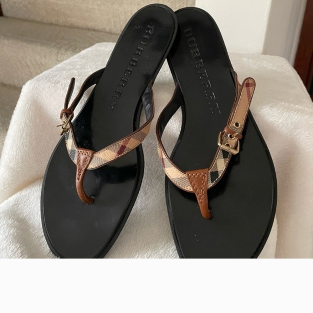 Burberry Sandals Sz 8